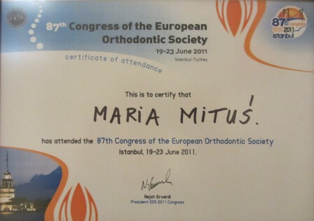 dokument potwierdzający udział w kursie medycznym o tematyce ortodontycznej
